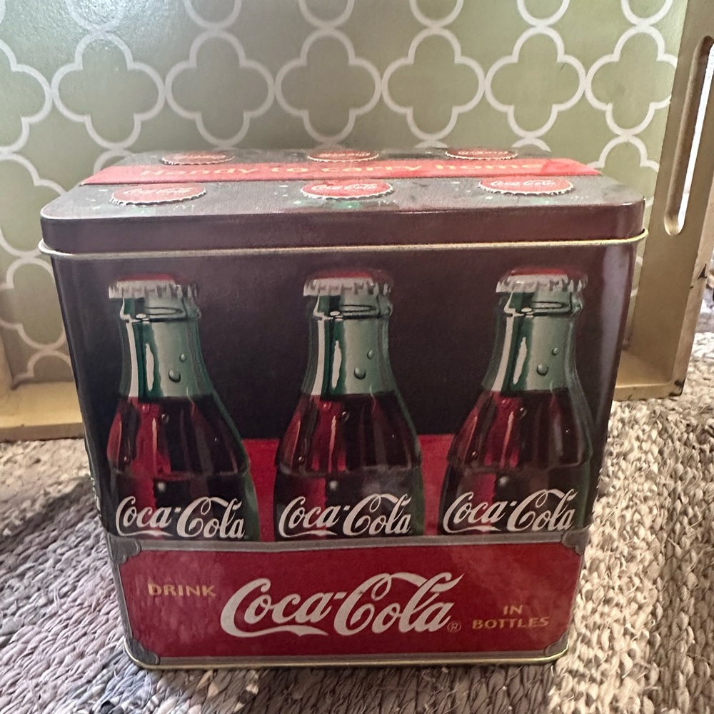 Coca-Cola Vintage Tin Box